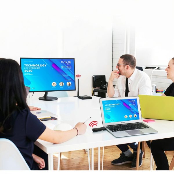 Pavo Wireless HDMI Adapter USB C to HDMI 1080p 98ft Range-3